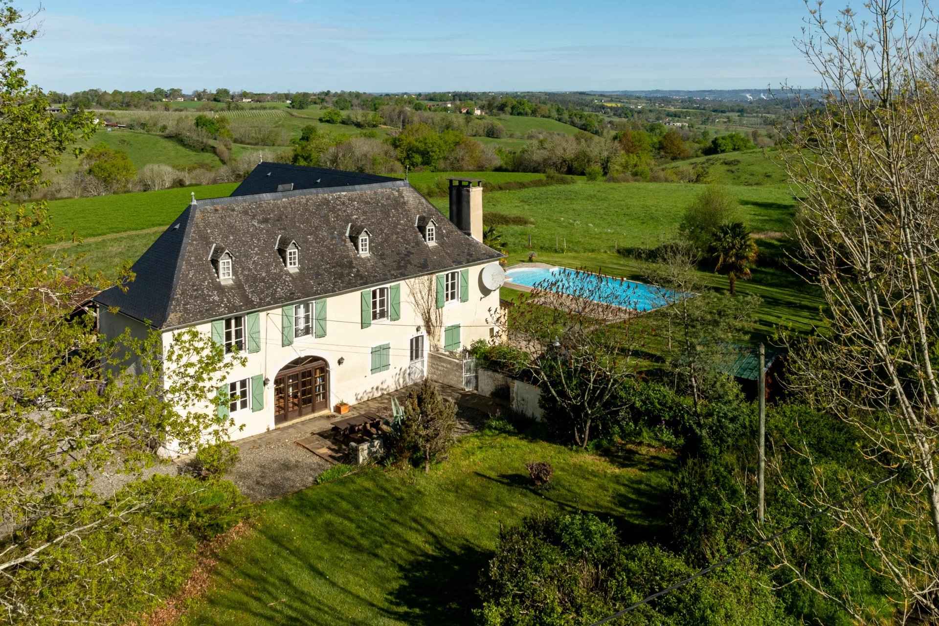 D46d1b4354081b34cb71c5d061e7c767 bba98cb574 1920 original - Attribut alt par défaut.