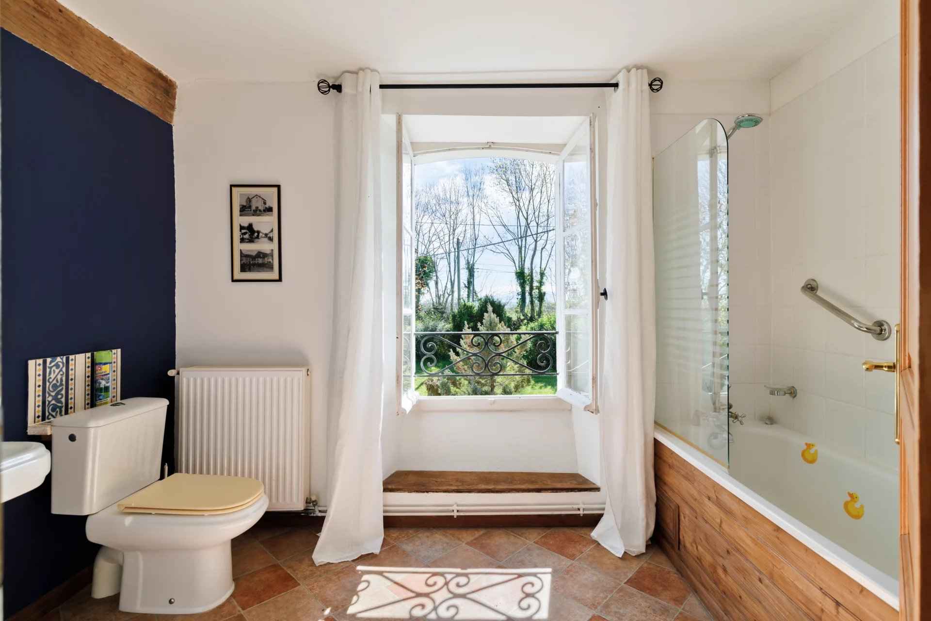 F31b51ef64e7a5f65d5afd48bd3c88e0 542a6e2106 1920 original - Attribut alt par défaut.