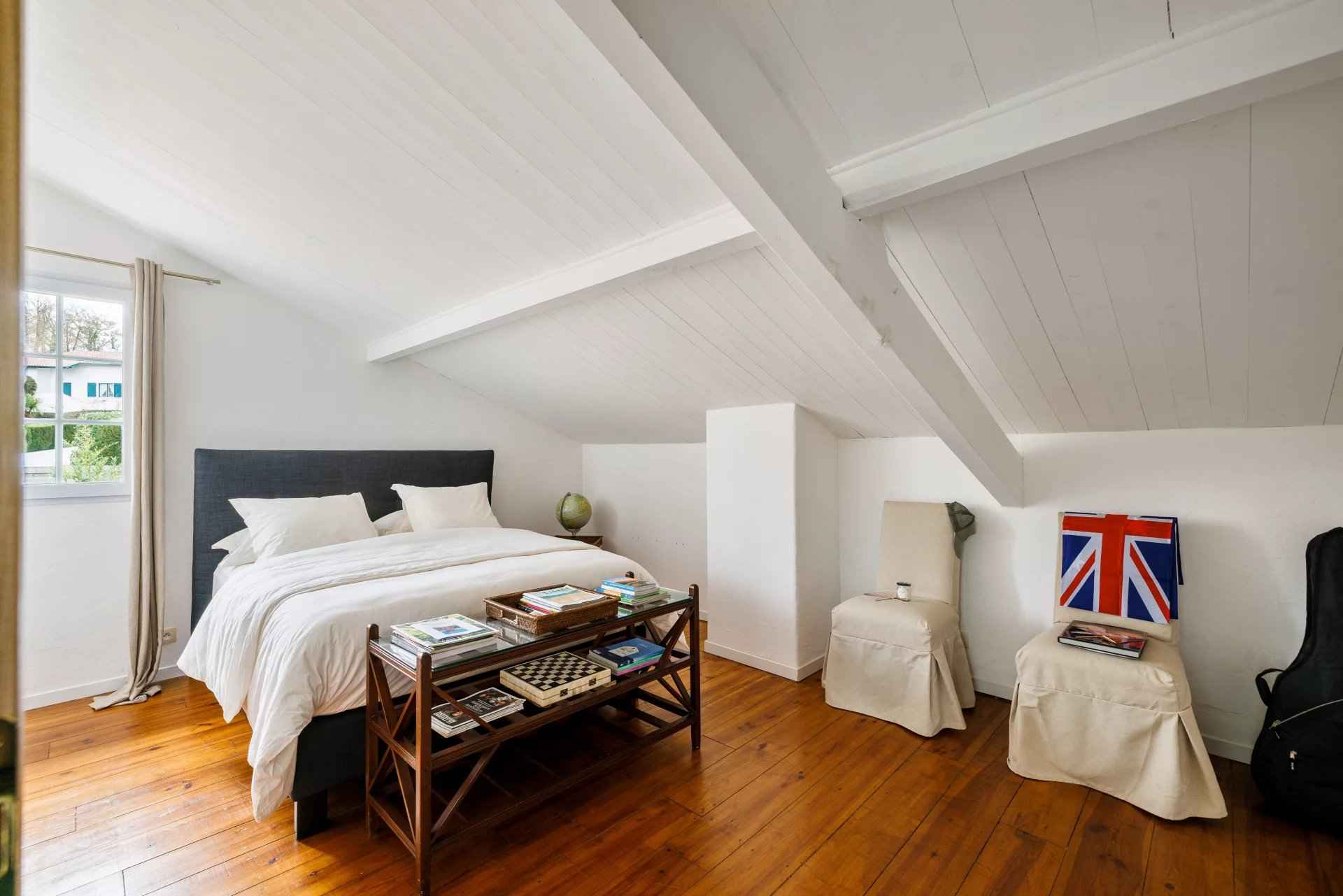 3f6435564b7ff14c32e403b66eff426e b0bd3b3384 1920 original - Translation missing: en.helpers.application.image_tag.default_alt