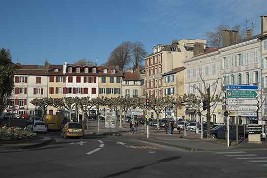 Saint-Esprit Saint-Esprit